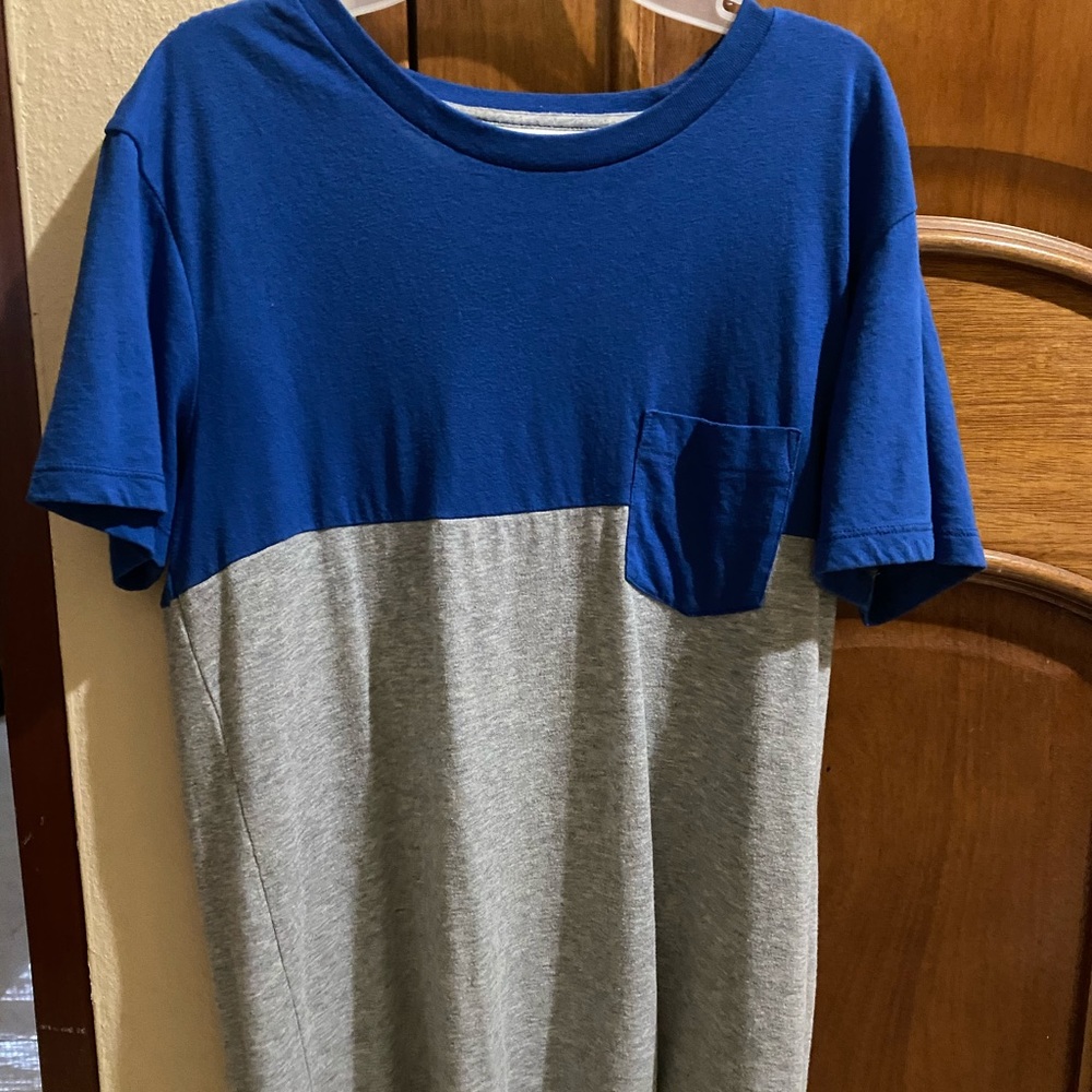 American Eagle Tshirt
